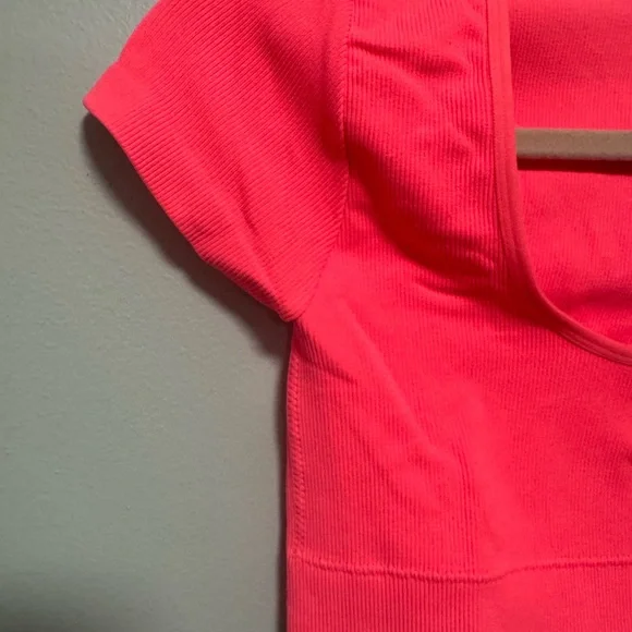 Aerie Pink Superchill Seamless Ring Cap Sleeve Bra Top - Picture 9 of 11
